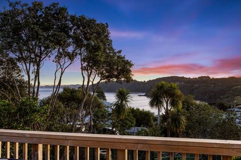 Photo of property in 4 Hillside Crescent, Leigh, 0985