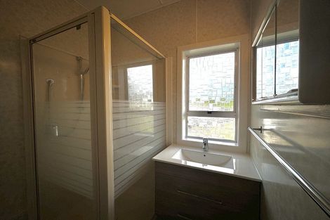 Photo of property in 6 Valley Road, Pukekohe, 2120