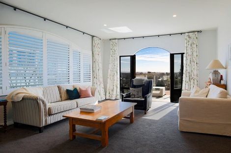 Photo of property in 39 Overdale Drive, Cashmere, Christchurch, 8022