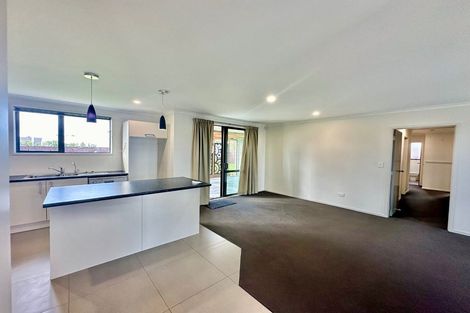 Photo of property in 212 Saint James Drive, Huntington, Hamilton, 3210