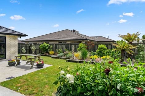 Photo of property in 18 Carroll Place, Owhata, Rotorua, 3010