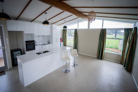 Photo of property in 37 Shoemaker Road, Waipu, 0510