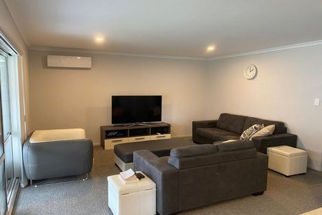 Photo of property in 41 Butterworth Crescent, Papamoa Beach, Papamoa, 3118