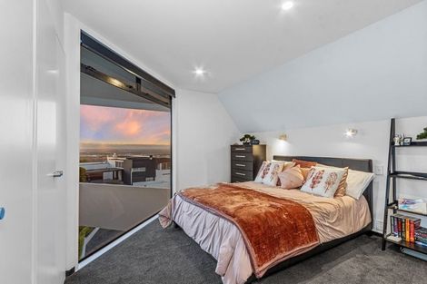 Photo of property in 1/31 Harry Ell Drive, Cashmere, Christchurch, 8022