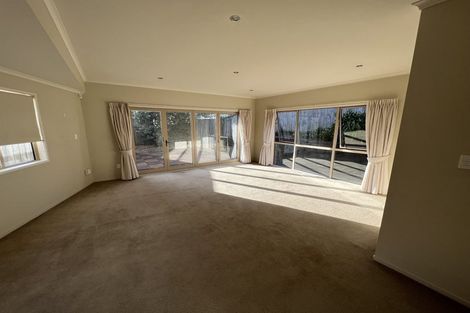 Photo of property in 14 Binda Place, Botany Downs, Auckland, 2010