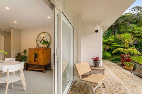 Photo of property in 1040 Scenic Drive North, Swanson, Auckland, 0816