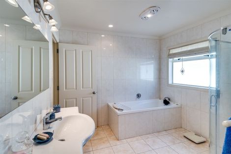 Photo of property in Cheltenham Court, 600 Market Street South, Hastings, 4122