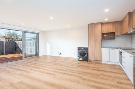 Photo of property in 2/6 Strauss Place, Somerfield, Christchurch, 8024