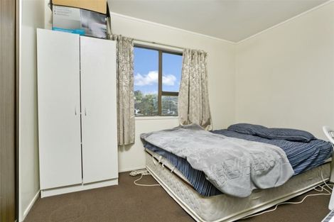 Photo of property in 449 Glenfield Road, Glenfield, Auckland, 0629