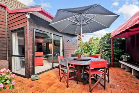 Photo of property in 23 Kensington Place, Fairfield, Hamilton, 3214