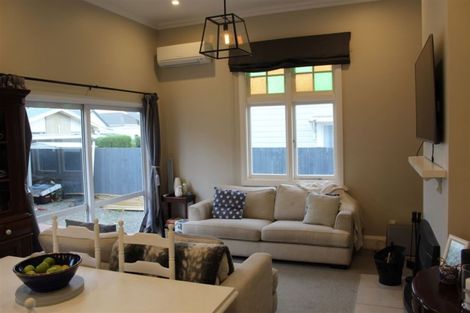 Photo of property in 82 Moreau Street, Saint Kilda, Dunedin, 9012