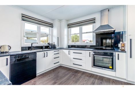 Photo of property in 22 Hughes Street, Waimate, 7924