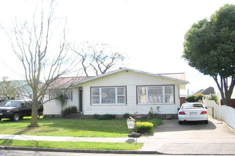 Photo of property in 27 Wyatt Avenue, Onekawa, Napier, 4110