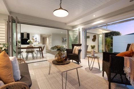 Photo of property in 202 Ranginui Road, Welcome Bay, Tauranga, 3175