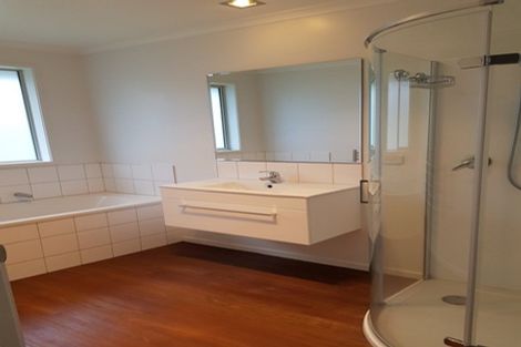 Photo of property in 4 Rawiri Drive, Bell Block, New Plymouth, 4312