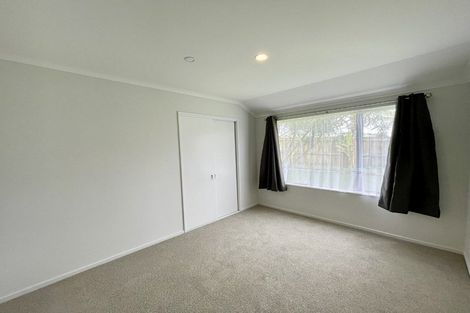 Photo of property in 30 Pitt Avenue, Clendon Park, Auckland, 2103