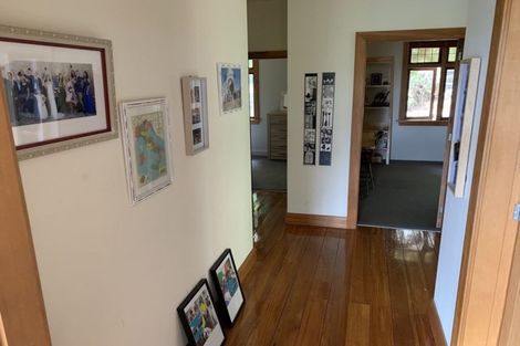 Photo of property in 40 Hackthorne Road, Cashmere, Christchurch, 8022