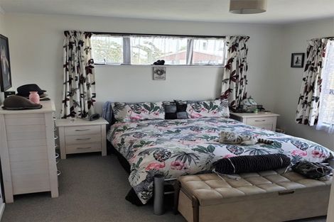 Photo of property in 1 Seadown Crescent, Amberley, 7410