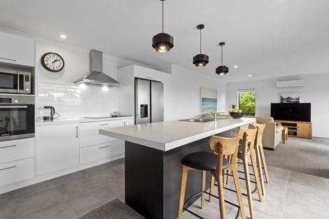 Photo of property in 2 Shea Lane, Pyes Pa, Tauranga, 3112