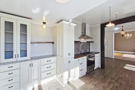 Photo of property in 11 Thynne Street, Foxton, 4814