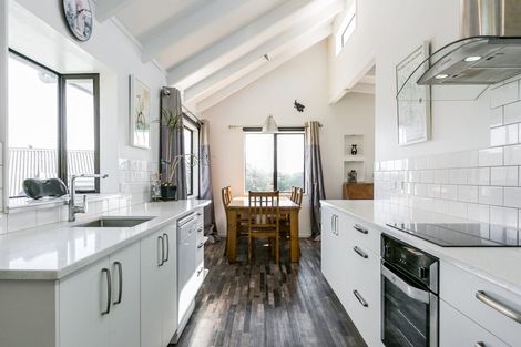 Photo of property in 25 Delhi Road, Hospital Hill, Napier, 4110