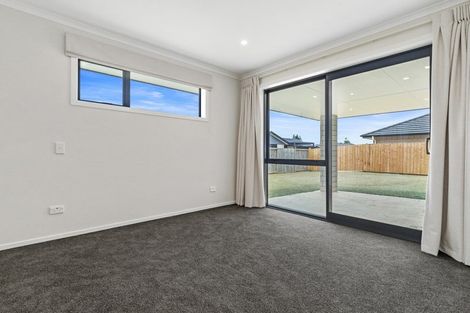 Photo of property in 38 Murray Ward Drive, Te Kauwhata, 3710