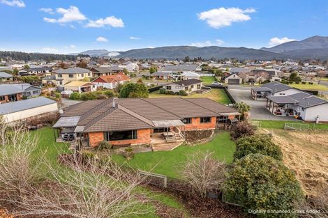 Photo of property in 114 Govan Drive, Te Anau, 9600