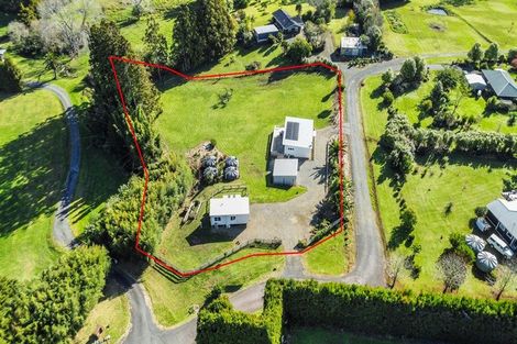 Photo of property in 76 Riddell Road, Kerikeri, 0230