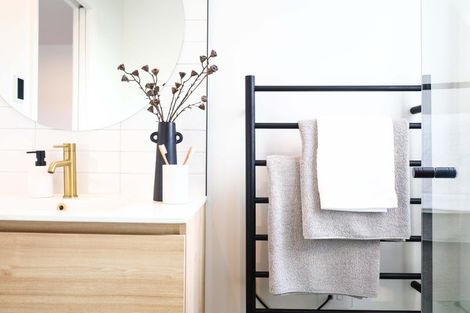 Photo of property in 92 Freedom Drive, Kelvin Grove, Palmerston North, 4470