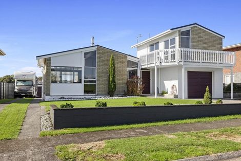 Photo of property in 36 Park Lane, Waitara, 4320