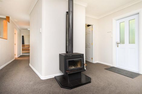 Photo of property in 3 Flower Street, Bulls, 4818