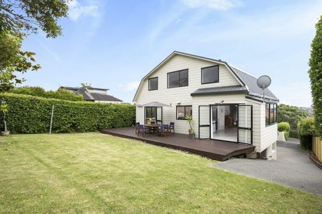 Photo of property in 2/13 Garadice Road, Rothesay Bay, Auckland, 0630