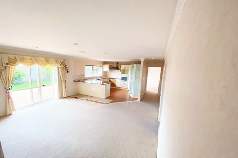 Photo of property in 22 Nuneaton Drive, Flat Bush, Auckland, 2019