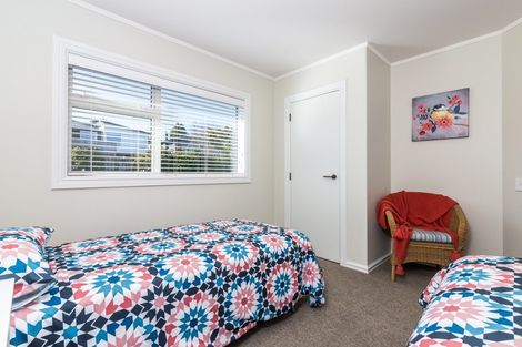 Photo of property in 10 Crowther Terrace, Waipahihi, Taupo, 3330