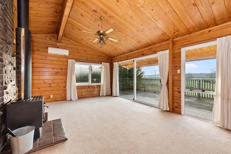 Photo of property in 42 Acacia Crescent, Glenview, Hamilton, 3206