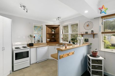 Photo of property in 83 Kamahi Street, Stokes Valley, Lower Hutt, 5019