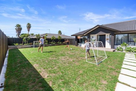 Photo of property in 78 Pacific View Road, Papamoa Beach, Papamoa, 3118
