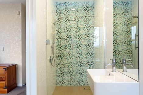 Photo of property in 54 Dublin Street, Lyttelton, 8082