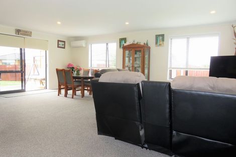 Photo of property in 12 Buchanan Street, Paeroa, 3600