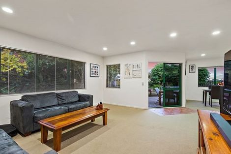 Photo of property in 151 Colwill Road, Massey, Auckland, 0614