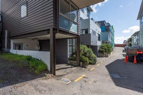 Photo of property in 8/27 Drummond Street, Mount Cook, Wellington, 6021