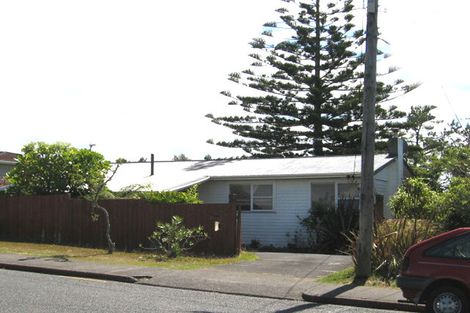 Photo of property in 105 Sunrise Avenue, Murrays Bay, Auckland, 0630