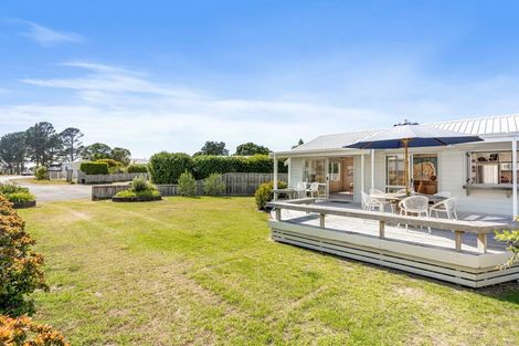 Photo of property in 16 The Dunes, Pauanui, Hikuai, 3579