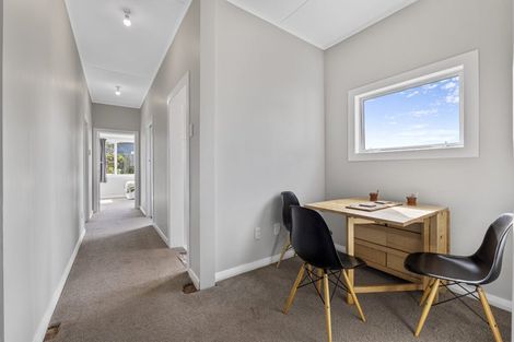 Photo of property in 466 Broadway, Stratford, 4332