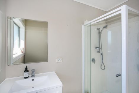 Photo of property in 12a Cooper Street, Pukekohe, 2120