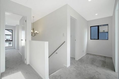 Photo of property in 110 Bellbird Street, Papakura, 2110