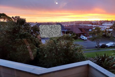 Photo of property in 41 Kennedy Avenue, Forrest Hill, Auckland, 0620