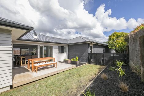 Photo of property in 3a Applemoors Way, Riverhead, 0820