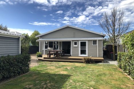 Photo of property in 12 Kenilworth Street, Addington, Christchurch, 8024