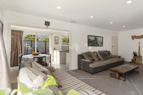 Photo of property in 38 Yearsley Place, Manurewa, Auckland, 2102